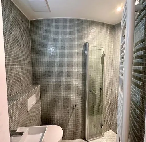 Daire Loft Industriel En Duplex - The Urban Garage